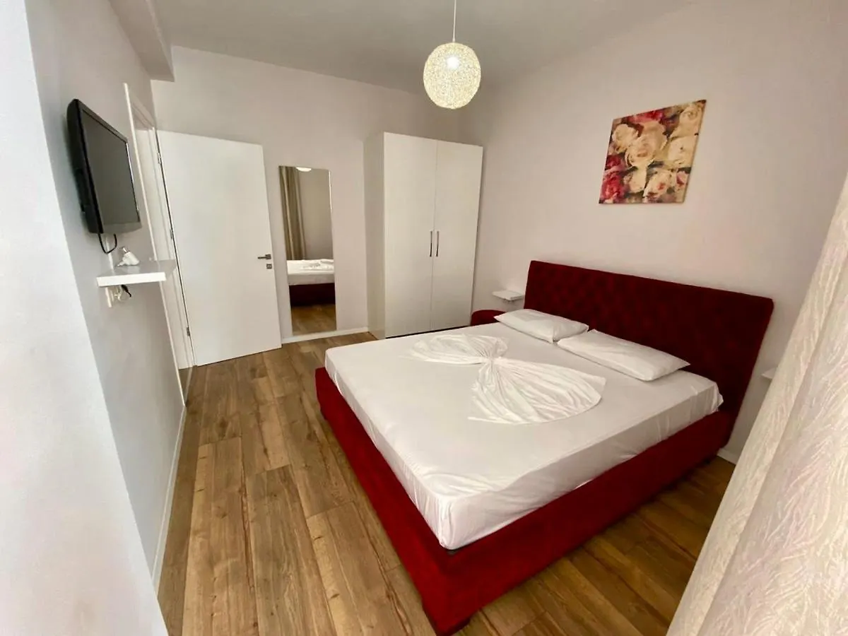 Hard Rock Apartments Saranda 0*,
