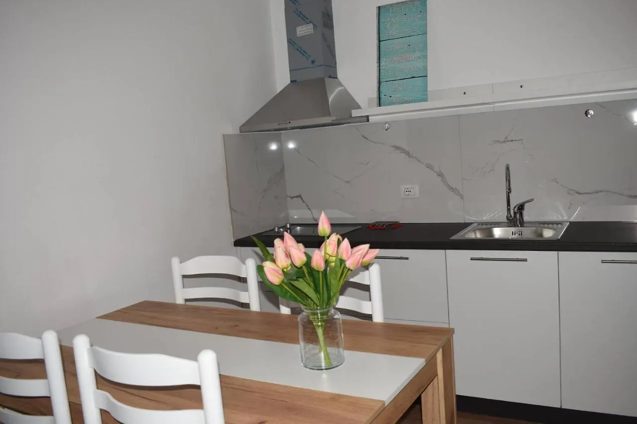 Appart hôtel Hard Rock Apartments Saranda Albanie